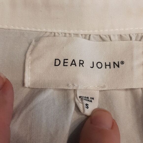 Dear John White Blouse with Pearl Buttons - Picture 10 of 10